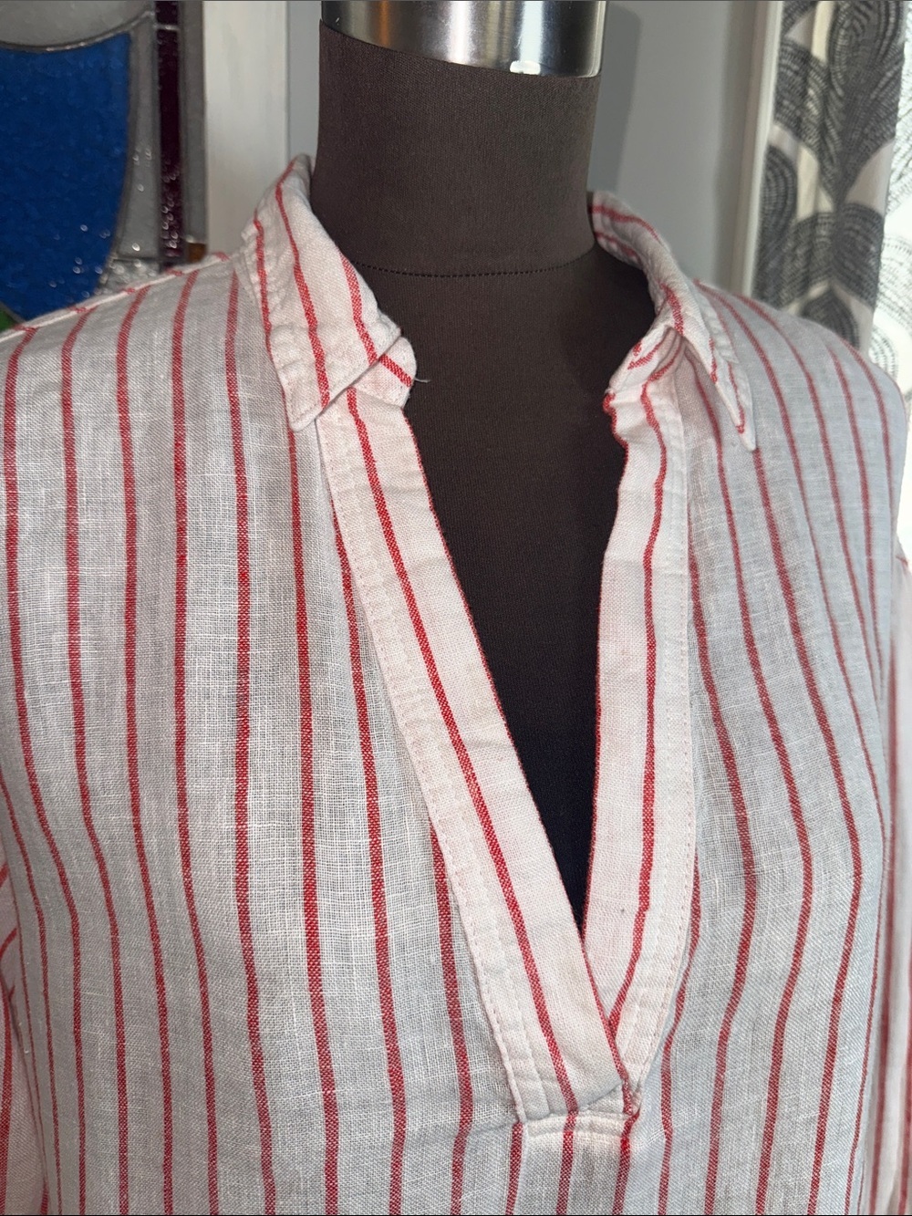 Martha Stewart Collection 100% Linen Red & White Striped V-Neck Shirt - Size M - Picture 3 of 8